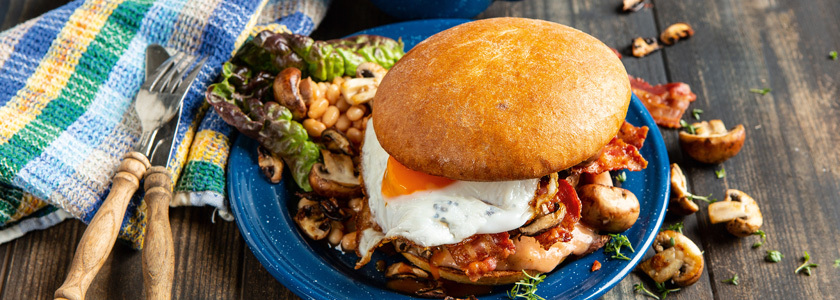 English-Breakfast-Burger