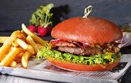 Red Love Burger mit Baconpatty