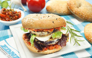 Veggie-Burger mit Aubergine