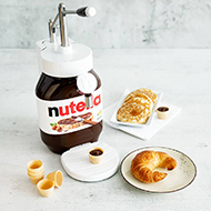 Manueller Nutella Dispenser