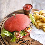 FF-Red Love Burger, geschnitten