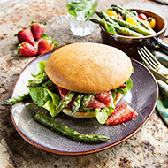 mai-spargel-burger-1600