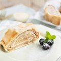 Apfelstrudel, portioniert - 4