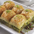 Baklava mit Pistazien, große Stücke