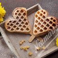 Waffeleisen "Herzwaffel am Stiel"