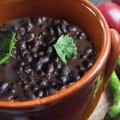 Frijoles Negros Enteros