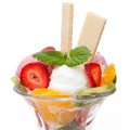 Eiswaffeln gefüllt mit Vanillecreme