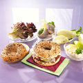 Bagel Everything, geschnitten